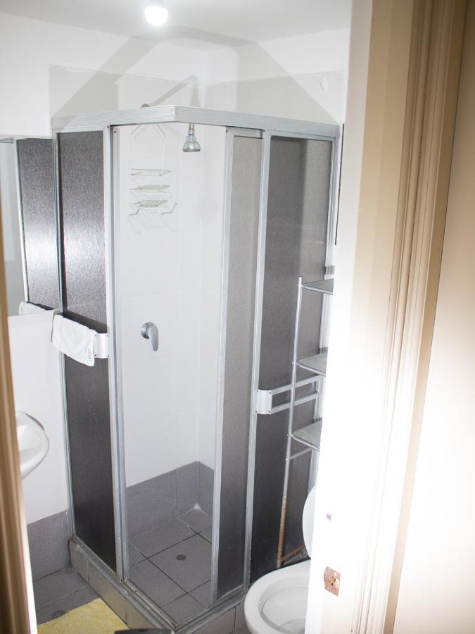 The White Lion 2 / 10 Min Airport Apartment Lima Luaran gambar